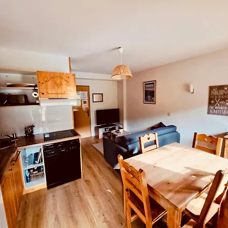Apartment Le Recoin D'eaubonne, 2 Pieces Pieds Des Pistes 4 Pers Les Balcons De Recoin *
